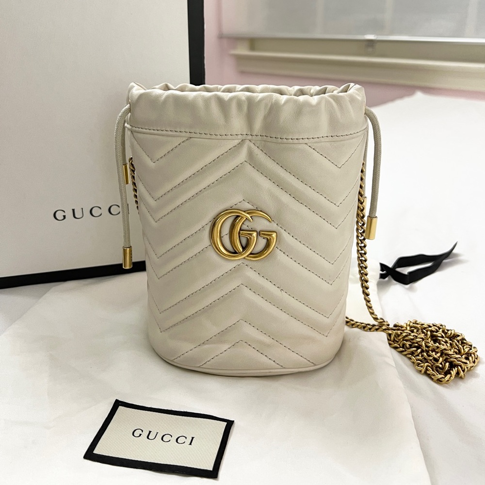Gucci GG Marmont Matelasse Leather Chain Bucket Bag Crossbody